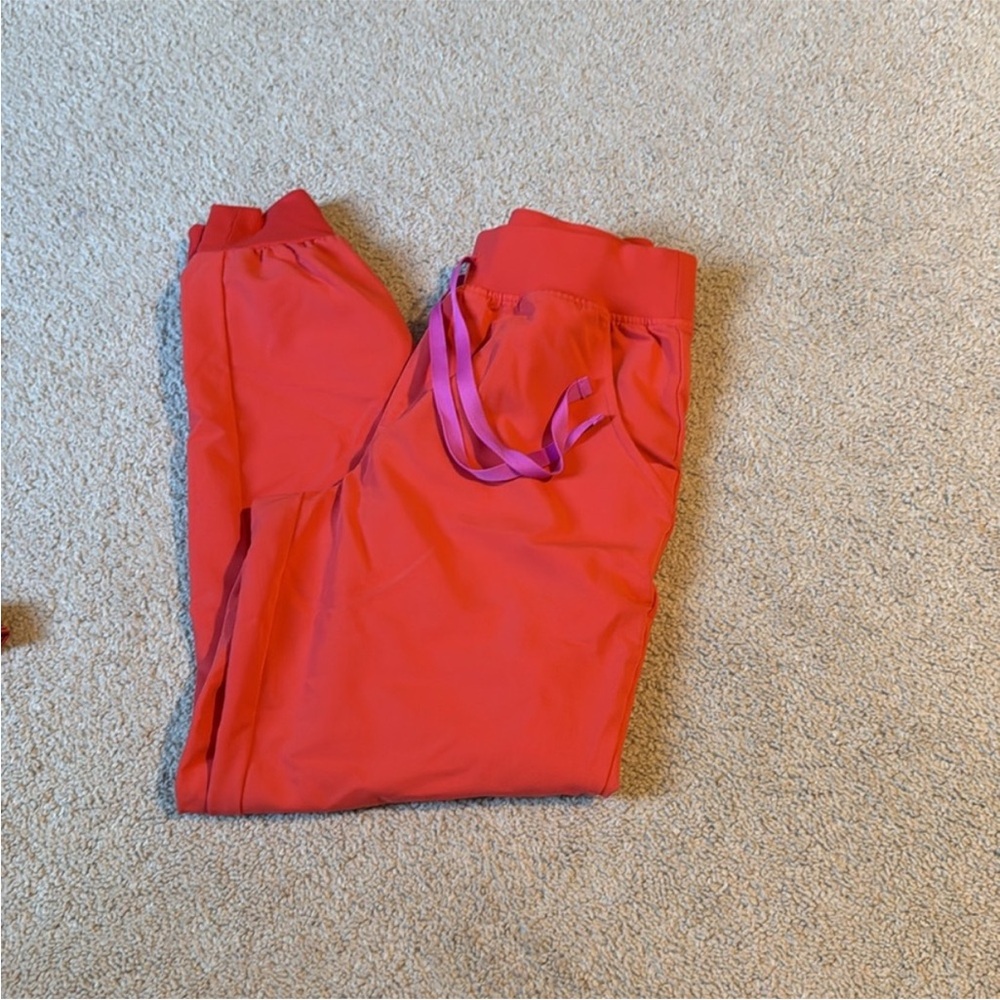 FIGS Women’s Zamora Joggers- FIRESIDE